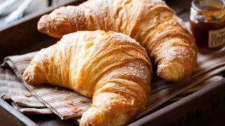 Kat kat kabaran kruvasan tarifi! Kruvasan nasıl yapılır?