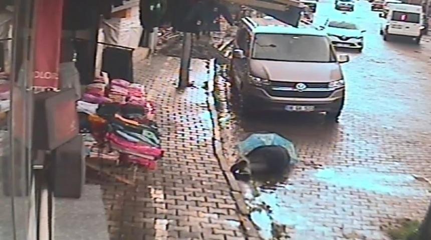 Artvin&rsquo;de esnafın m&uuml;dahalesi yaşlı adamı hayatta tuttu