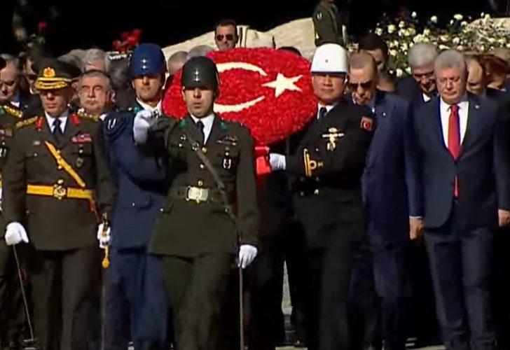 Erdoğan başkanlığında Anıtkabir ziyareti! Devlet erkânı Atatürk'ün huzurunda