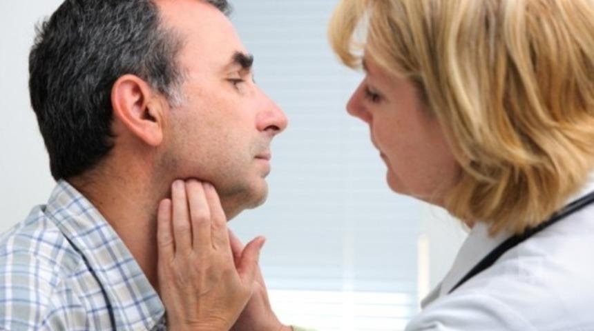 Hashimoto hastalığı tiroid kanseri gelişimi i&ccedil;in bir risk mi?