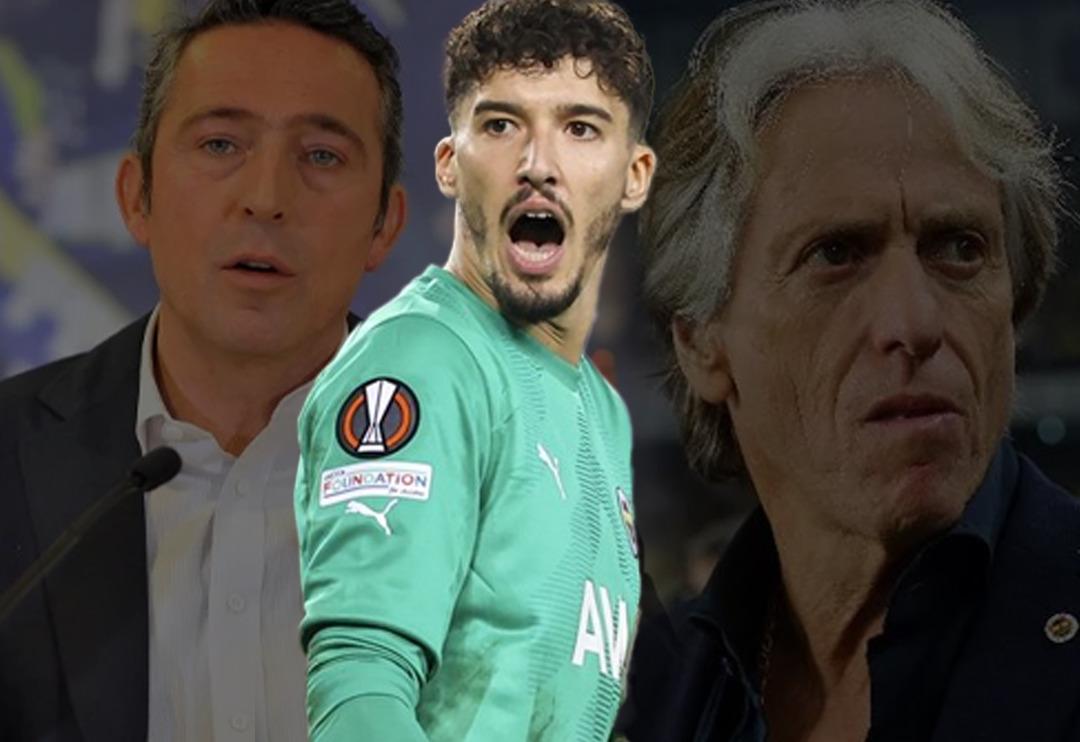 Ali Ko&ccedil;'tan Altay Bayındır'a tepki g&ouml;steren taraftarlara sitem! ''Biz b&ouml;yle değildik, resmen alay ettiler''