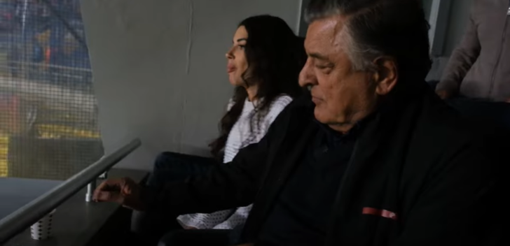 'Mahalle takımı bu golleri yemez!' dedi, maç sonunda dans şov yaptı! Teknik Direktör Yılmaz Vural, Fenerbahçe - Rennes maçında hop oturdu hop kalktı... G1