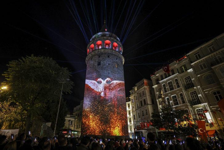 29 Ekim Cumhuriyet Bayramı'na özel 3 boyutlu mapping gösterileri izleyenleri büyüledi G2