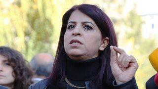 HDP Milletvekili Yiğitalp evinin önünde gözaltına alındı