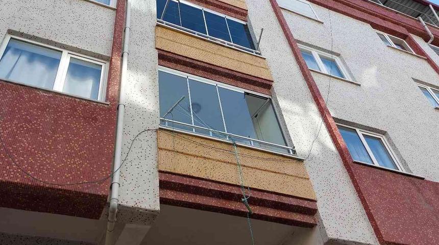 Bir il onu konuşuyor! İntihara kalkışan şahsı böyle durdurdu