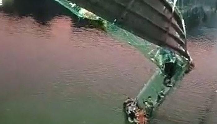 Hindistan'da köprü çöktü! Çok sayıda ölü ve yaralı var