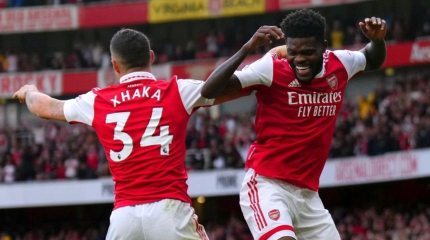 Arsenal Nottingham Forest'ı 5-0 mağlup etti! Lider yerini korudu