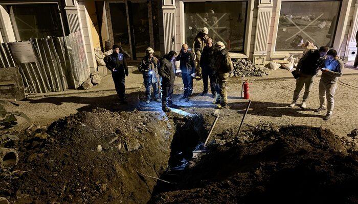 Eminönü'nde korku dolu anlar! Her yeri sardı, ekipler seferber oldu