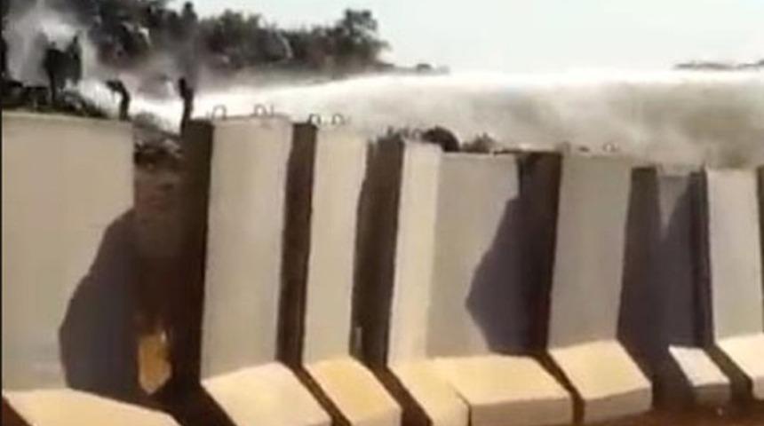 Hatay&rsquo;ın Afrin sınırında gerginlik