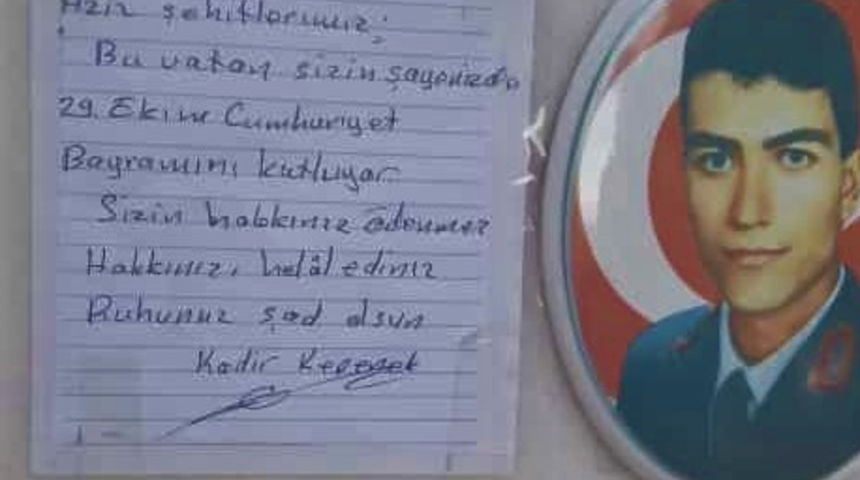 Şehidin babasından duygulandıran not! Gören, ağlamaya başladı