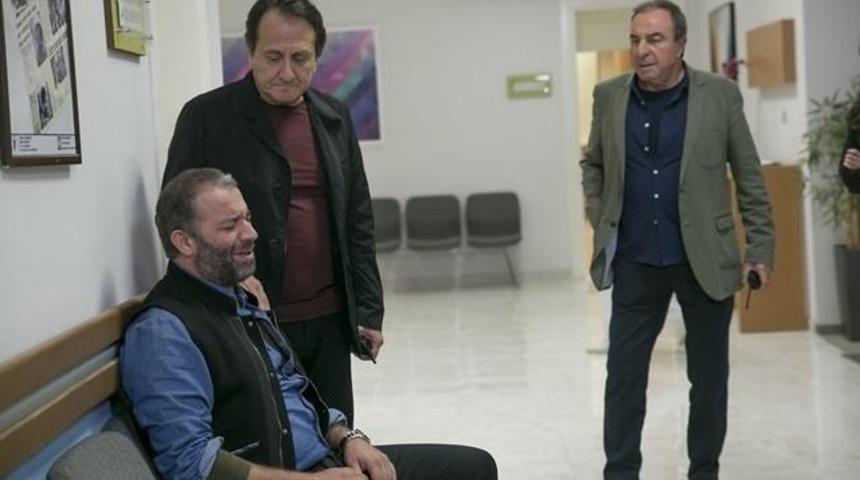 Arka Sokaklar 415.B&ouml;l&uuml;m Fragmanı 4 kasım Tanıtımı Kanal D Mesut Zor Durumda