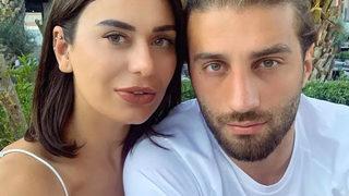 Cadılar Bayramı'nı kutlayan Ebru Şancı 6 yaşındaki kızlarına ruj sürünce tepki çekti