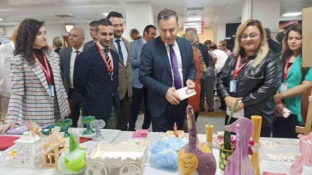 Hastalardan el emeği ve göz nuru sergisi