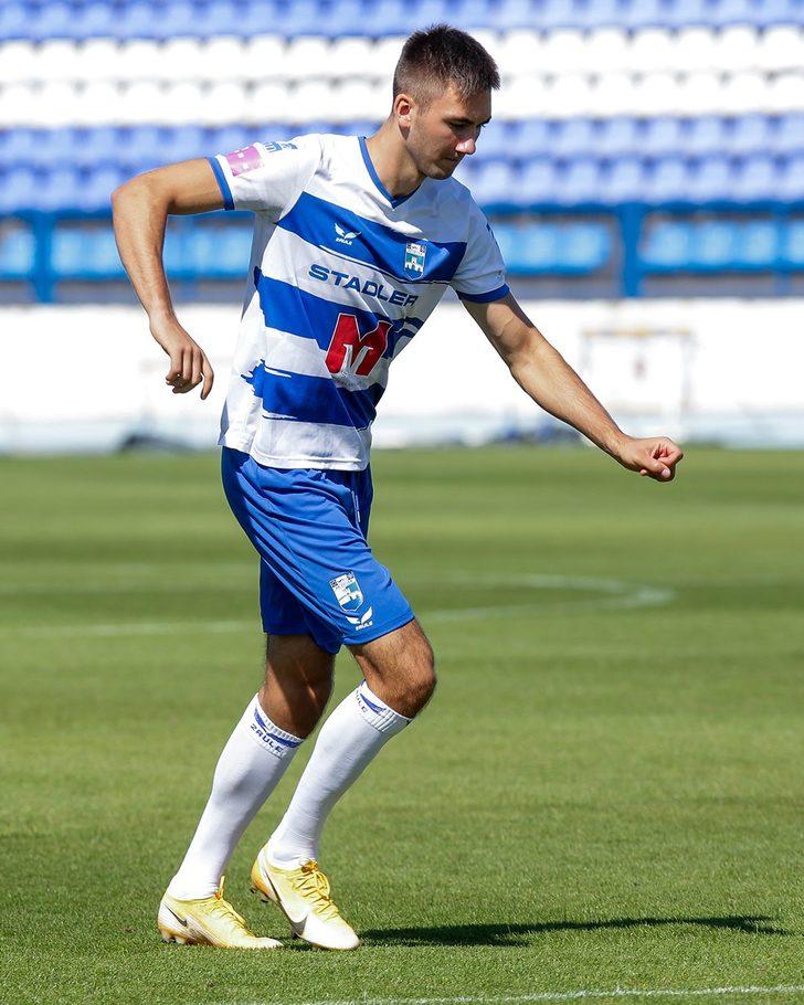 Son dakika: 'Geleceğin en büyük yıldızı!' Galatasaray taraftarları, o ismi Google'da aratıyor! Devre arasında 'kule golcü' geliyor... G5