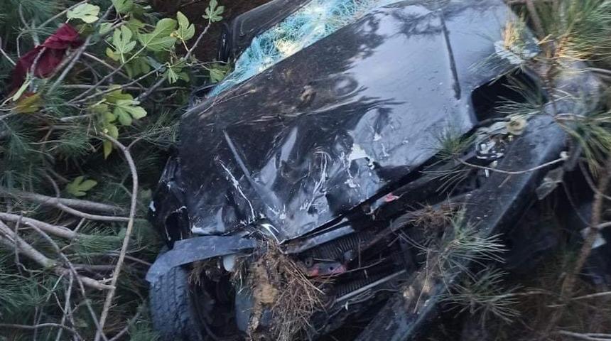 Satılık araba bu hale geldi! Bir tek yeri zarar görmedi... Oradaki yazı dikkat çekti