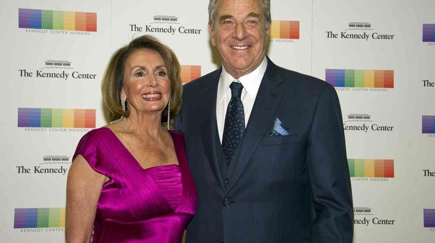 Pelosi&rsquo;nin eşine saldıran zanlı &ldquo;saldırı&rdquo; ve &ldquo;adam ka&ccedil;ırmaya teşebb&uuml;sle&rdquo; su&ccedil;landı