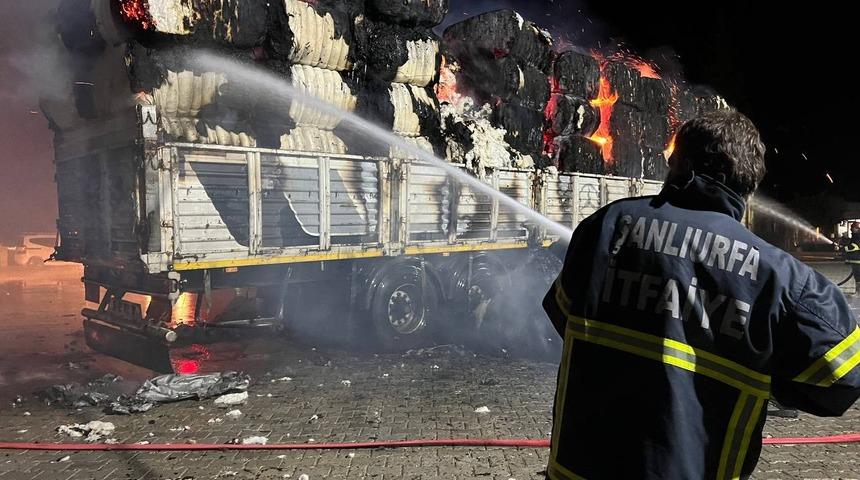 Y&uuml;z binlerce liralık pamuk k&uuml;l oldu