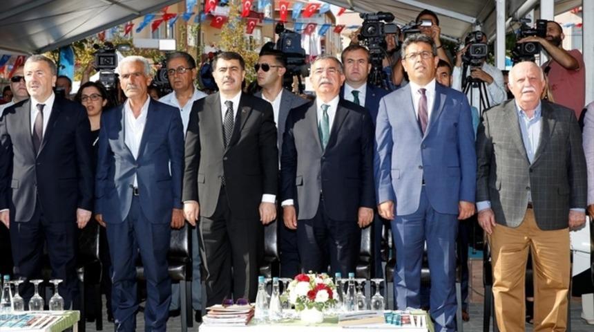 Şehit Fethi Sekin &Ouml;ğretmenevi ve Akşam Sanat Okulu a&ccedil;ıldı