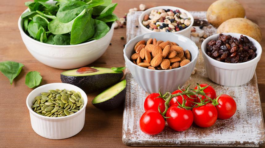 K vitamini nelerde var? K vitamini hangi besinlerde bulunur, K vitaminin eksikliği belirtileri nedir?