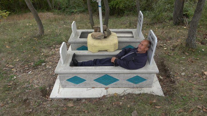 Köyüne dönünce ölüm aklına geldi, ölmeden mezarını yaptırdı: Her gün ziyaret ediyor, bazen içinde uyuyorum G1