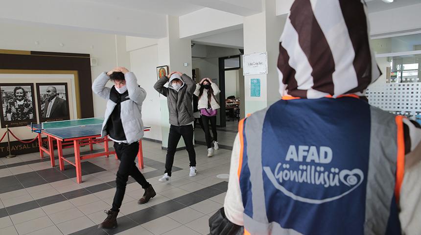 Deprem tatbikatı ne zaman, saat kaçta? Deprem tatbikatı nasıl olacak? Süleyman Soylu’dan tüm Türkiye'ye uyarı