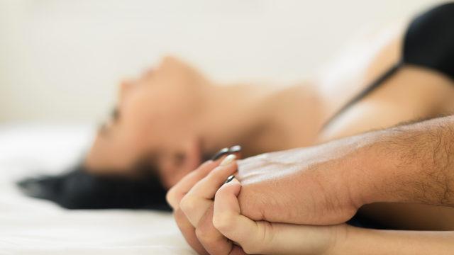 Sosyal medyadan yardım istedi! Partnerinin günde onlarca kez cinsel birliktelik istediğini dile getiren kadın isyan etti