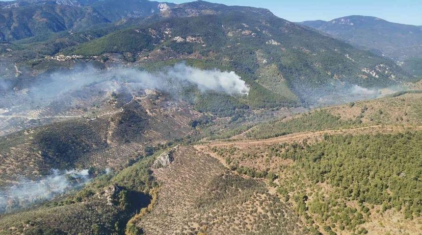 Kazdağlarında &ccedil;ıkan orman yangını kontrol altında