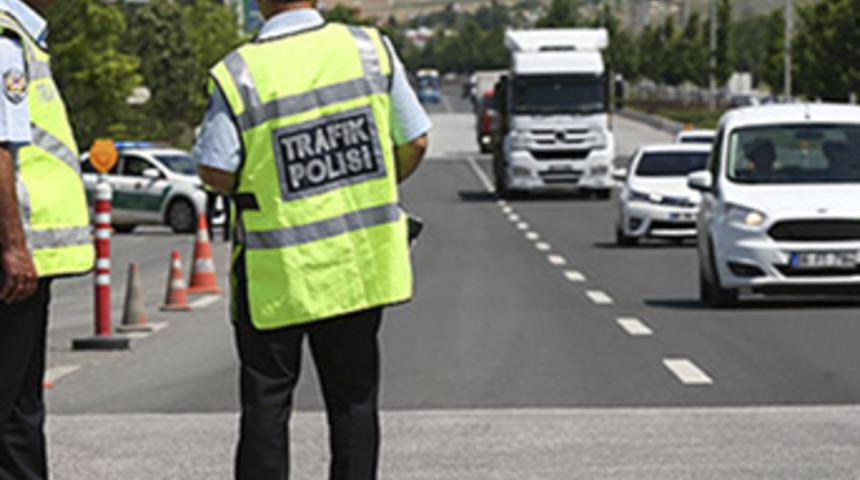 10 yılda 1.2 milyon ehliyete alkolden el konuldu