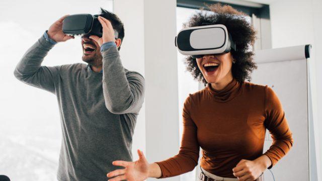 Evde izlediğiniz filmlerden aldığınız keyfi arttıracak en iyi 3D gözlük modelleri