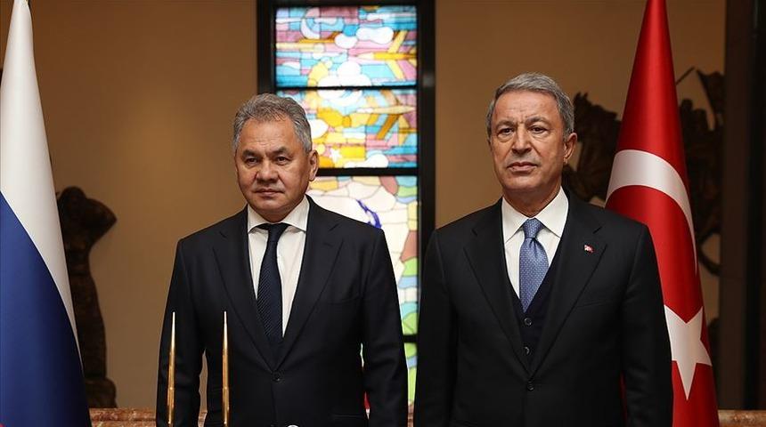 Son dakika: Bakan Akar'dan kritik 'tahıl anlaşması' teması! Rus mevkidaşıyla görüştü