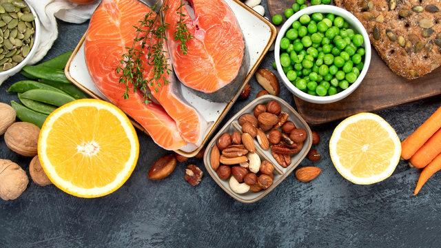 vitamini nelerde var, eksikliğinde ne olur? B2 vitamini ne işe yarar, faydaları nelerdir?