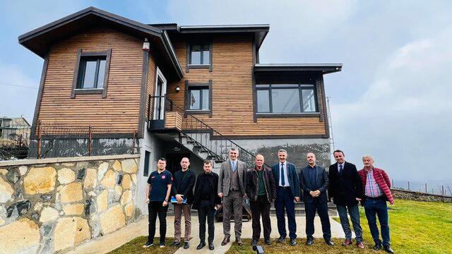 Ordu'da iş insanı 3 katlı evini sağlık camiasına bağışladı