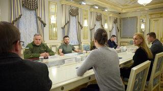 Zelenskiy, Avrupa'ya kötü haberi verdi! 'Elektrik ihracatını durdurmak zorunda kaldık'