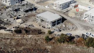 SON DAKİKA: Büyükçekmece'de kazı sırasında dört ceset bulundu! Dikkat çeken metal para detayı, işte ilk görüntüler