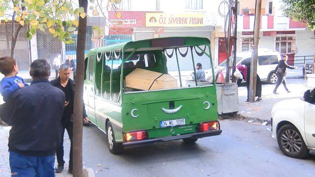 Bağcılar'da korkunç cinayet! Uyuyan karısının başında bekledi, sonra öldürdü