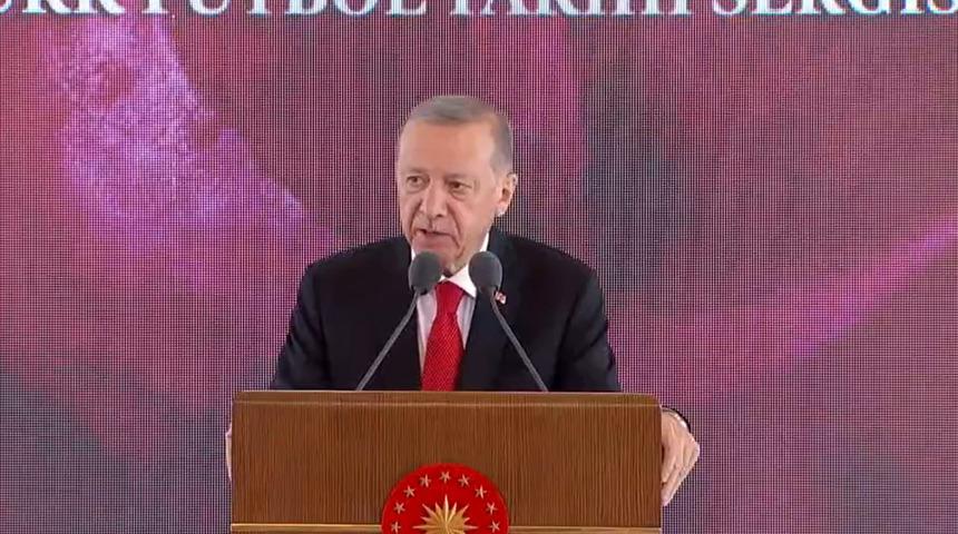 Son dakika: Erdoğan'dan futbolda 'uzatmalar' sözleri! "O zamanlar hakemler pek vermiyordu"