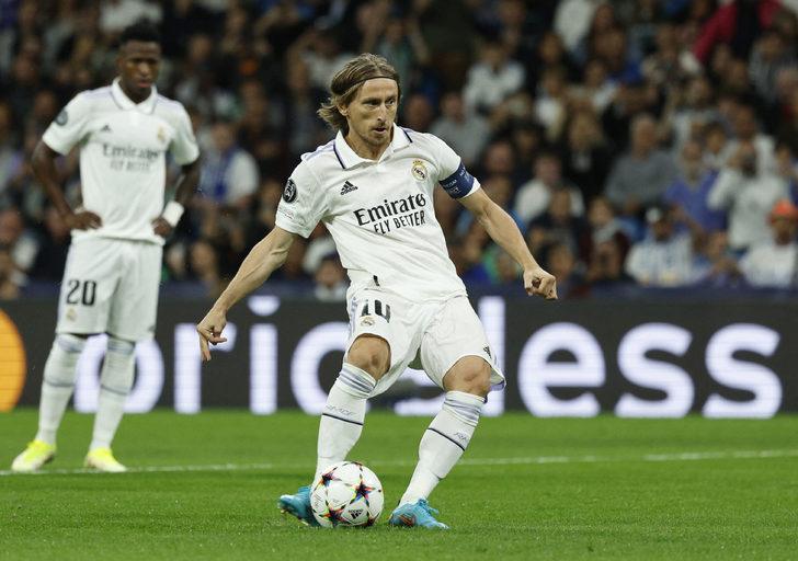 Şampiyonlar Ligi'nde Burak Yılmaz'ın rekoru, 37 yaşında elinden alındı! Luka Modric... G1