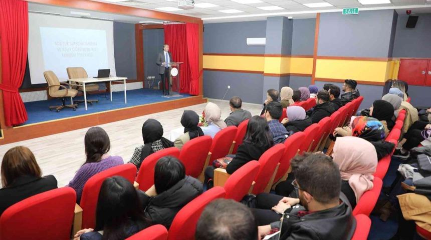 Ağrı Milli Eğitim M&uuml;d&uuml;r&uuml; K&ouml;krek, aday &ouml;ğretmenlerle bir araya geldi