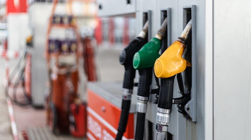SON DAKİKA | Benzin ve LPG için yeni zam! Akaryakıt fiyatları yeniden yükselişe geçti... (3 Kasım 2022 güncel benzin, mazot (motorin) ve otogaz fiyatları)