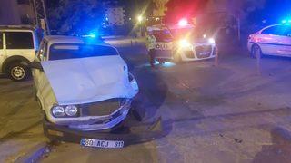 Osmaniye'de otomobille polis aracının çarpışması sonucu 3 kişi yaralandı