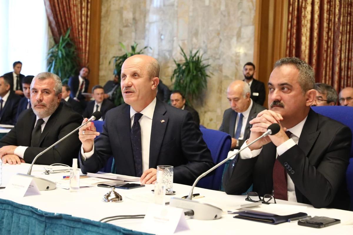 Y&Ouml;K Başkanı &Ouml;zvar: &Ouml;ncelikli alanlarda uzmanlaşan &uuml;niversiteleri destekleme kararı verdik