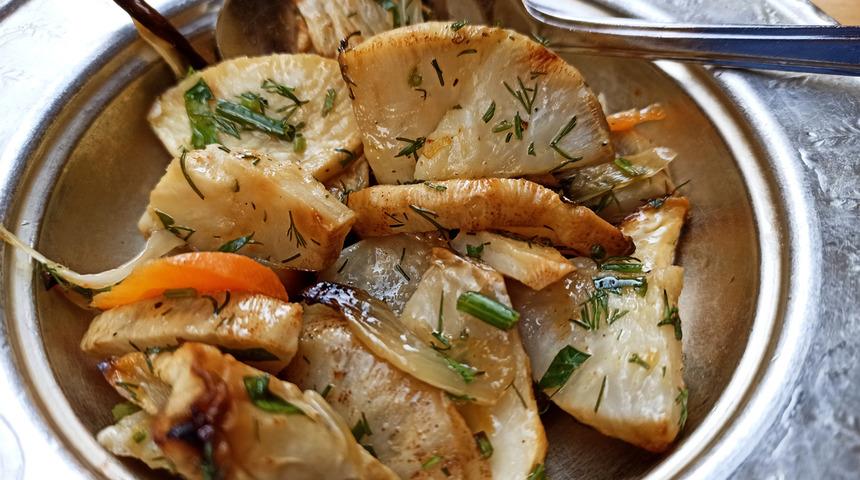 Bir kaşığı kalp krizi, felç ve böbrek hastalıklarını önler! Yüksek tansiyonu anında düşürür