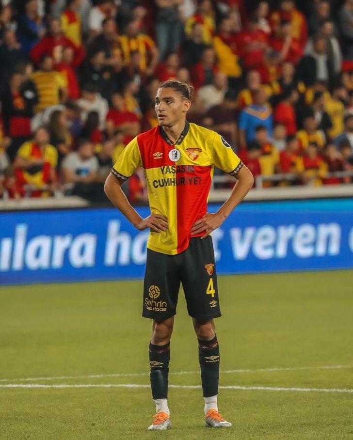 Sezon başında kiralık olarak gitmişti, Jorge Jesus'un özel isteğiyle Fenerbahçe'ye geri dönüyor! G3