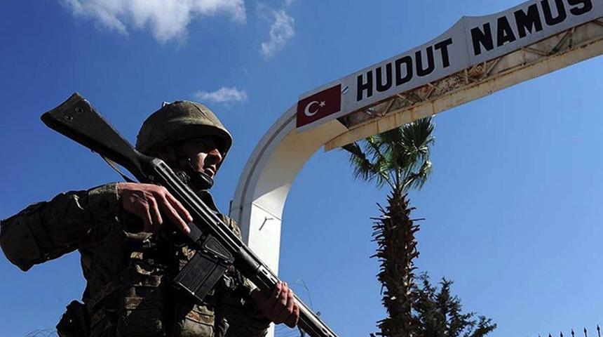 Son Dakika: MSB duyurdu! Yunanistan'a yasa dışı yollarla geçmeye çalışan 10'u FETÖ üyesi 11 kişi yakalandı