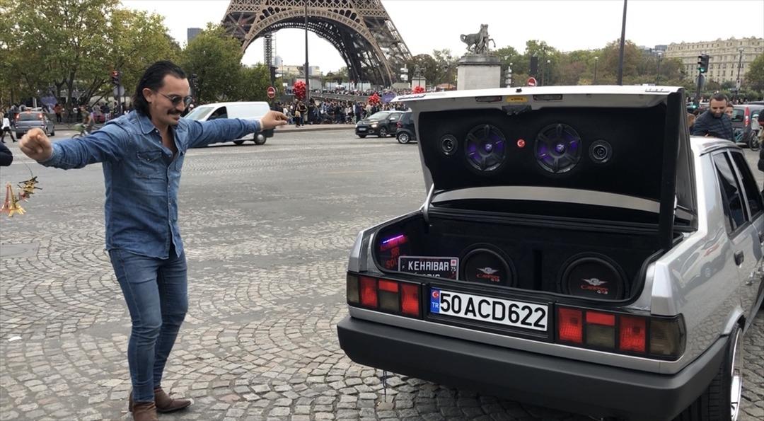 Tofaş Şahin ile Eyfel Kulesi'nde Ankara havası oynayan adam: Yeni hedefim TOGG