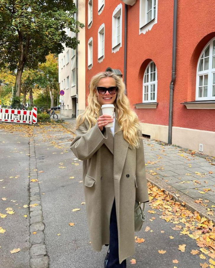 Matthijs de Ligt'in sevgilisi Annekee Molenaar çırılçıplak yatağa uzandığı pozuyla sosyal medyayı salladı G1