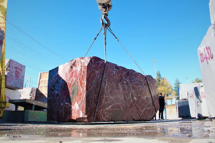 Kâbe’den Beyaz Saray’a kadar birçok yeri süslüyor! Dünyada sadece Türkiye’nin bir ilinde var: Elazığ vişne mermeri 60 ülkeye ihraç ediliyor G4