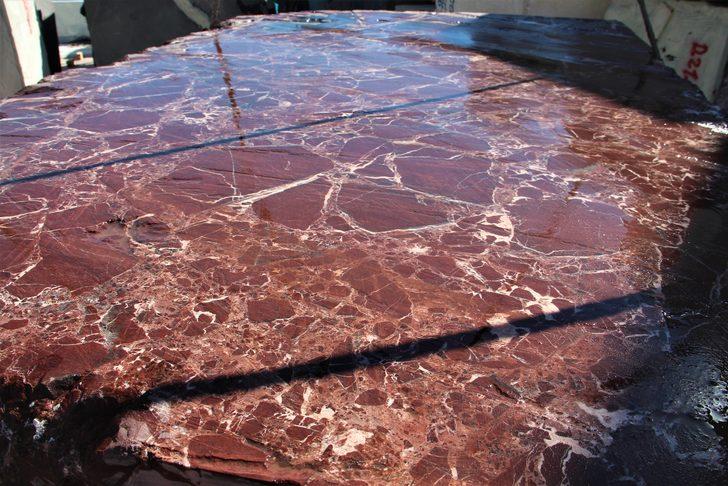 Kâbe’den Beyaz Saray’a kadar birçok yeri süslüyor! Dünyada sadece Türkiye’nin bir ilinde var: Elazığ vişne mermeri 60 ülkeye ihraç ediliyor G5