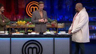 MasterChef Rıfat kimdir? MasterChef Rıfat Yurttaş'tan şeflere övgü dolu sözler!