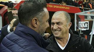 Fenerbahçe'de yarım kalan hikayesini tamamlayamamıştı, Corinthians'tan da ayrılıyor! Vitor Pereira'nın Brezilya macerası da beklediği gibi gitmedi...